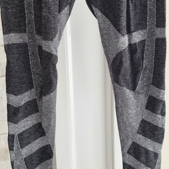 NUX Yoga Compression Two Tone Active Leggings Yoga Pants Grey M Medium - Picture 3 of 9